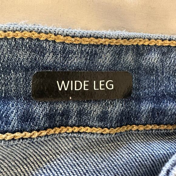 Judy Blue High Rise Destroy Wide Leg Crop Distressed Jeans | Medium Wash | SZ 27 - Picture 10 of 12